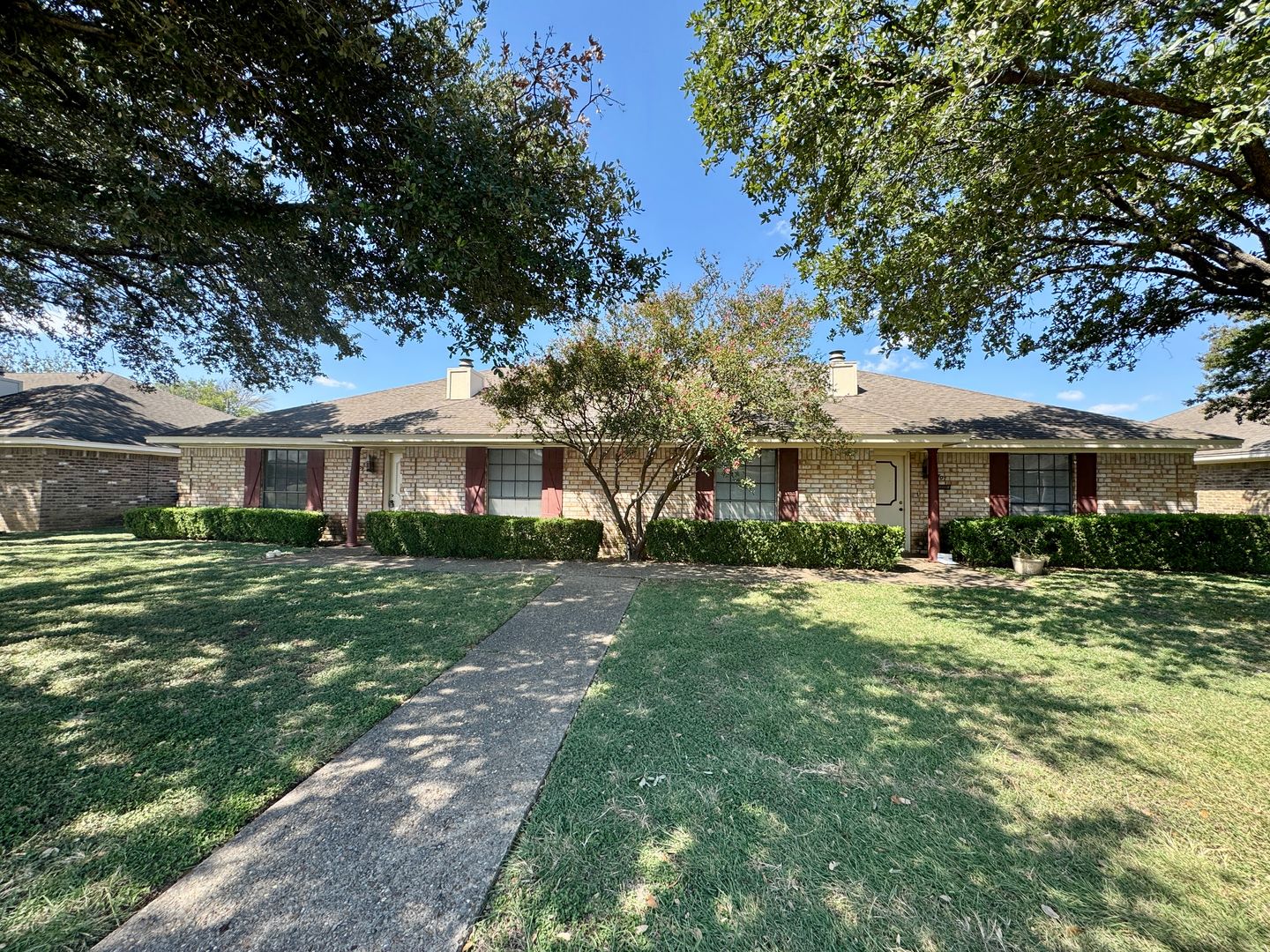 Waco House: 5713 Roxanne