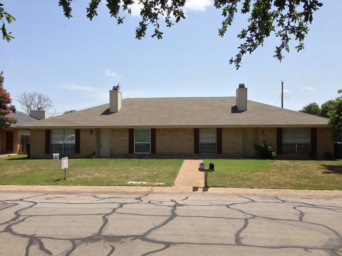 Waco House: 1404 Chapel Ridge