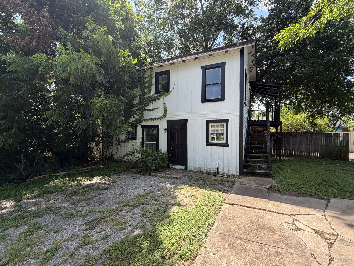 Waco House: 2604 Lasker Avenue