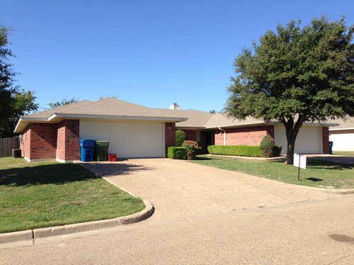 3 Bed 2 Bath Rental at 1008 Parkview Circle, Hewitt, TX – photo 1