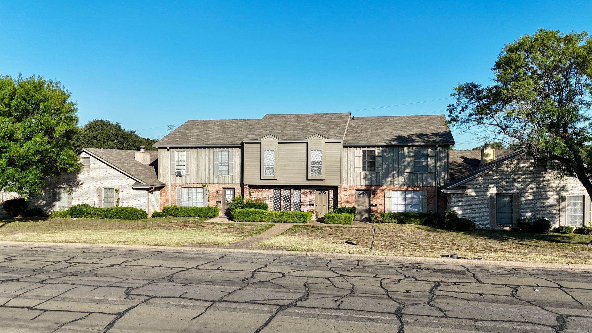 Waco House: 6709 Alford Dr.