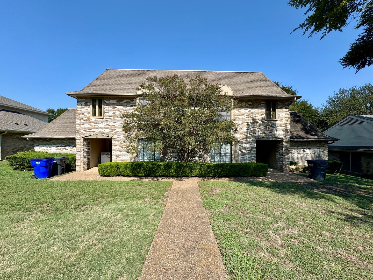 Waco House: 909 Briar Drive