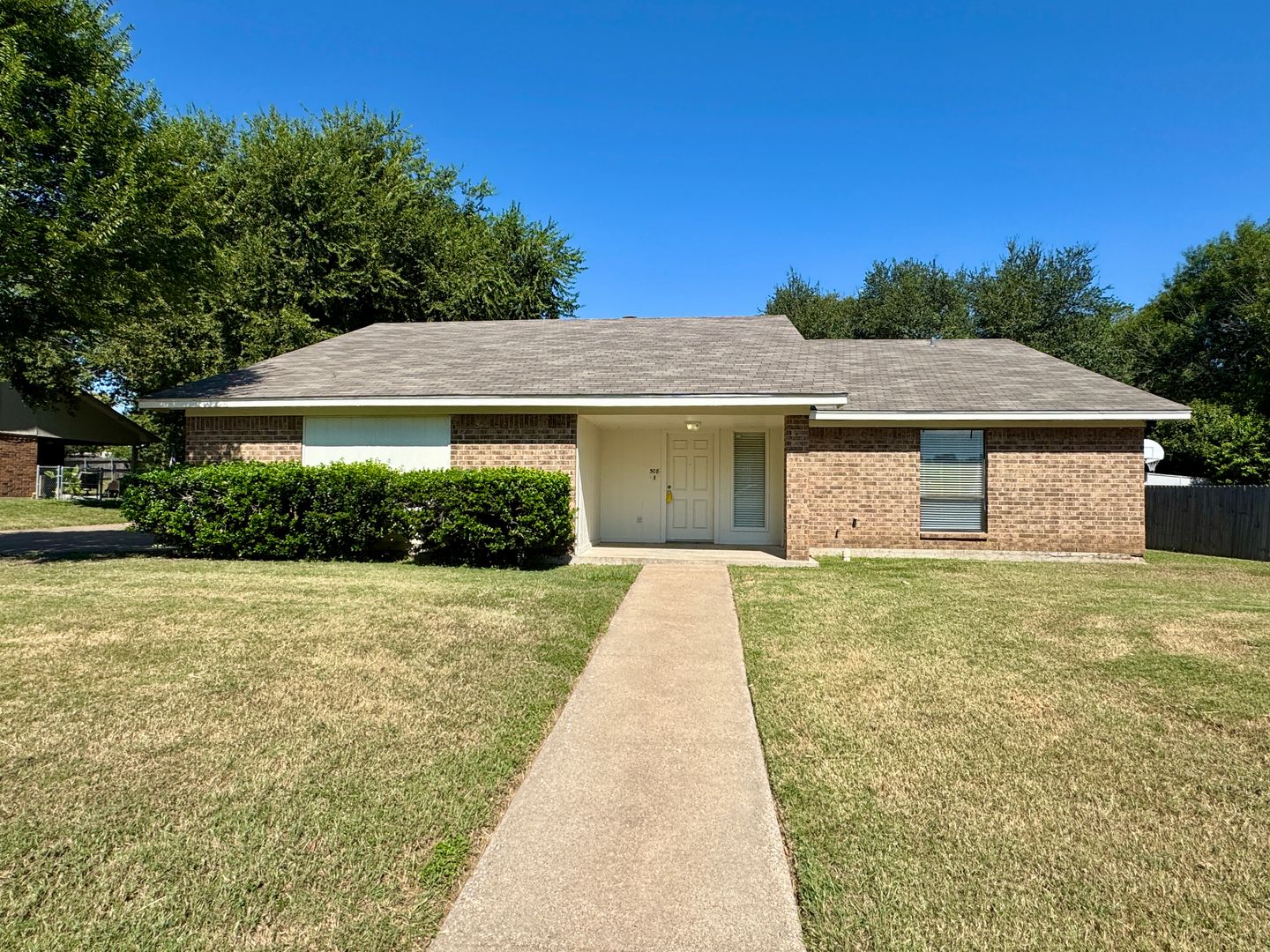 Hewitt House: 508 Angel Fire