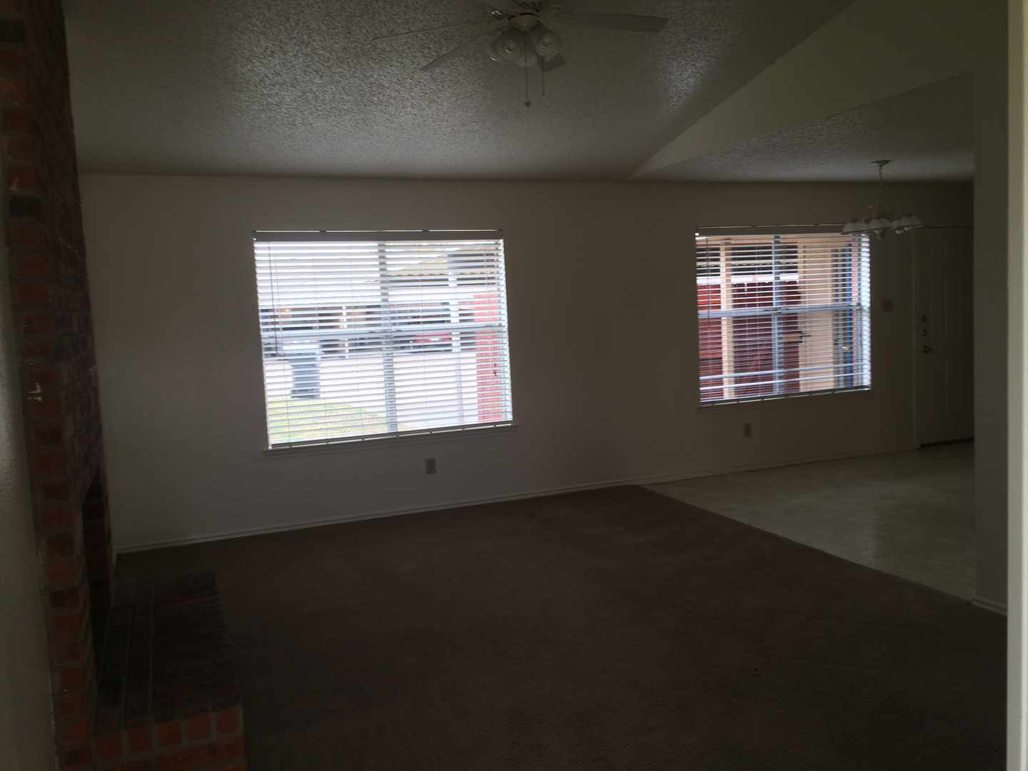 Waco House: 9007 Woodgate Circle East