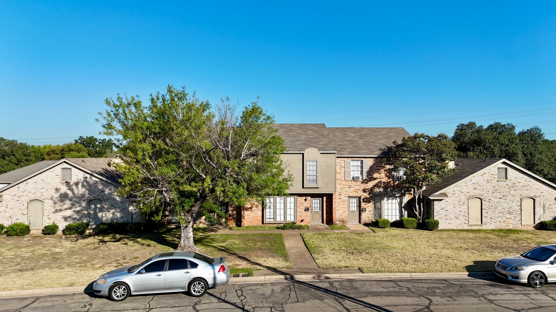 Waco House: 6805 Alford Dr.