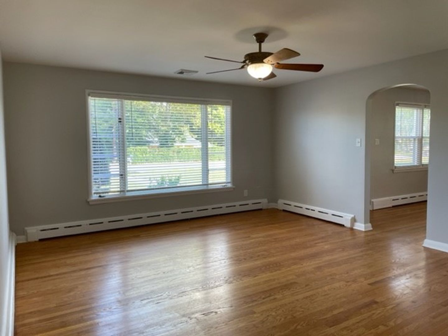 4728 E Trindle Rd, Mechanicsburg, PA 17050