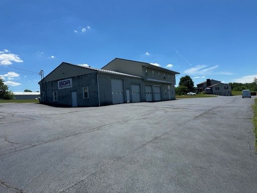 Commercial Space available in Jonestown, PA!