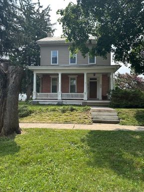 Discover this 2-bedroom, 1-bath apartment in Palmyra