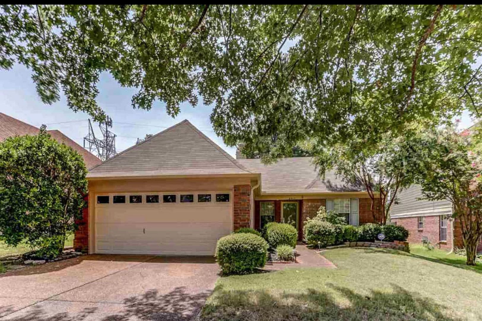 Cordova House: 8917 Fulton Cove