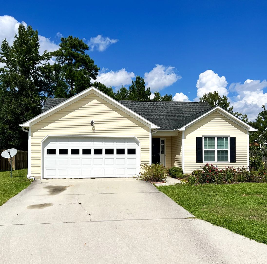 LELAND House: 824 ROLLING PINES LOOP ROAD