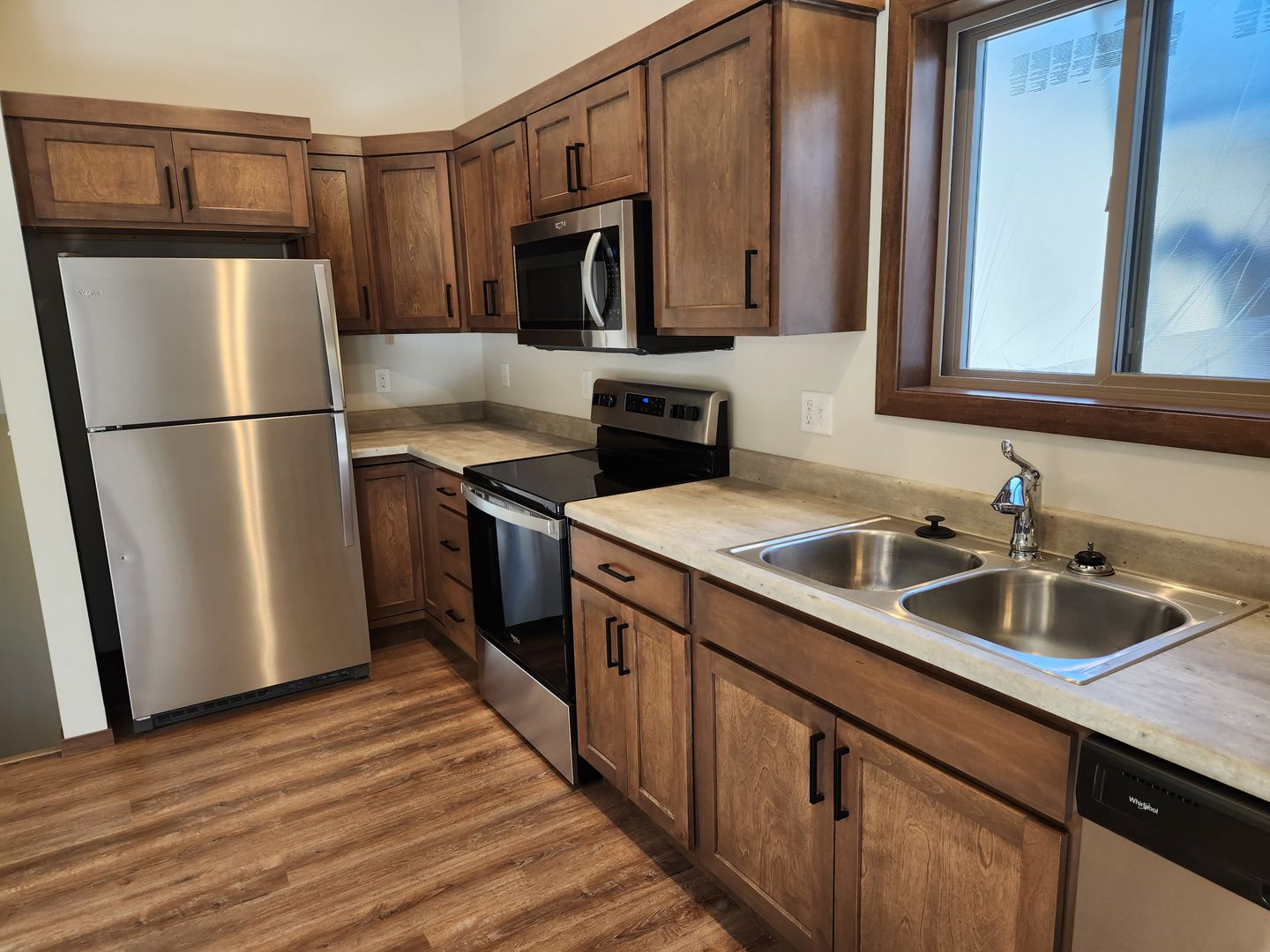 SIOUX FALLS Townhome: 1909, 1911, 1903, 1901 E. TRACY LANE