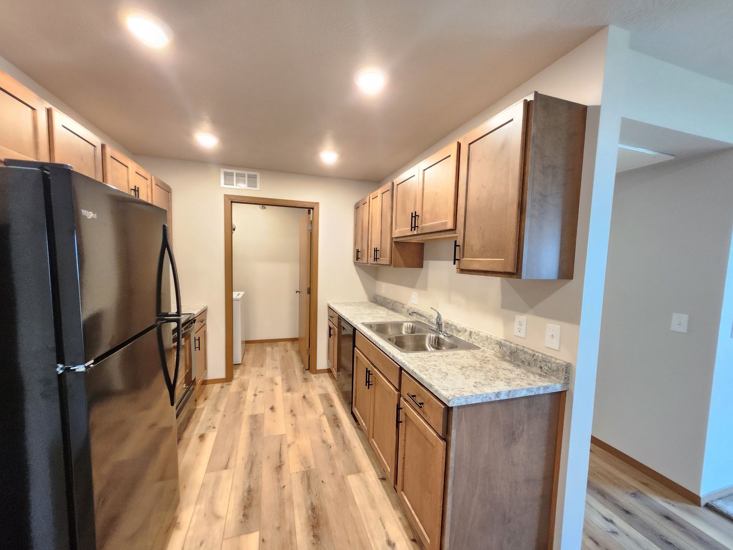 Sioux Falls Apartment: 3600 S. Linedrive Avenue