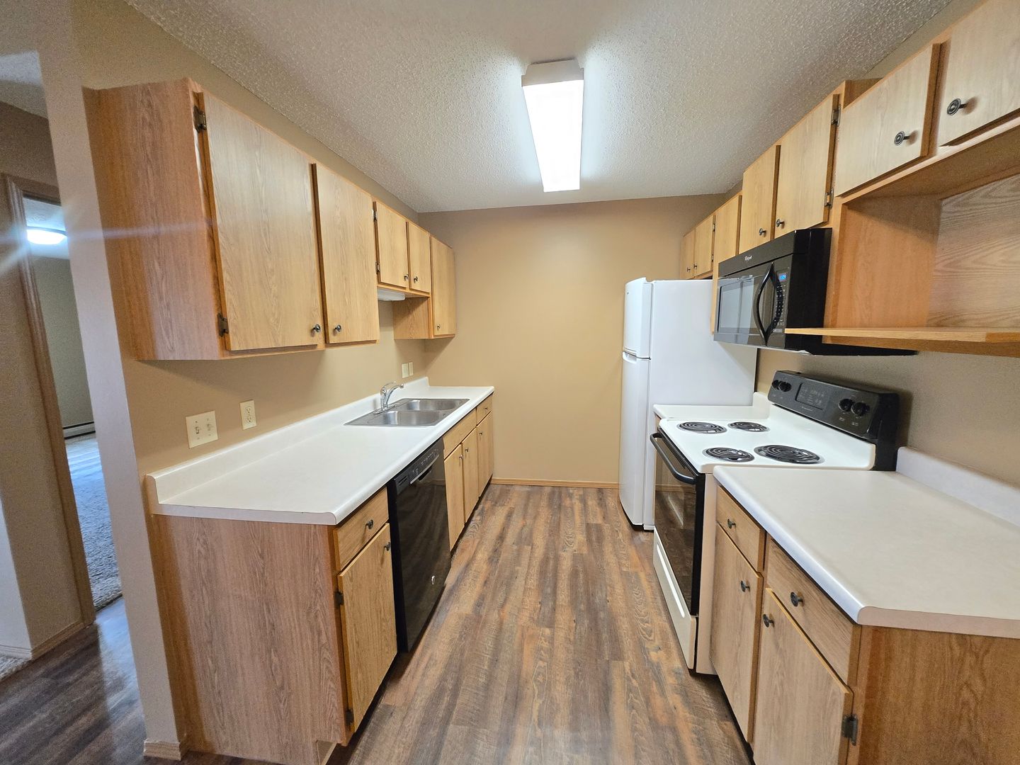 SIOUX FALLS Apartment: 4500 EAST 33RD St