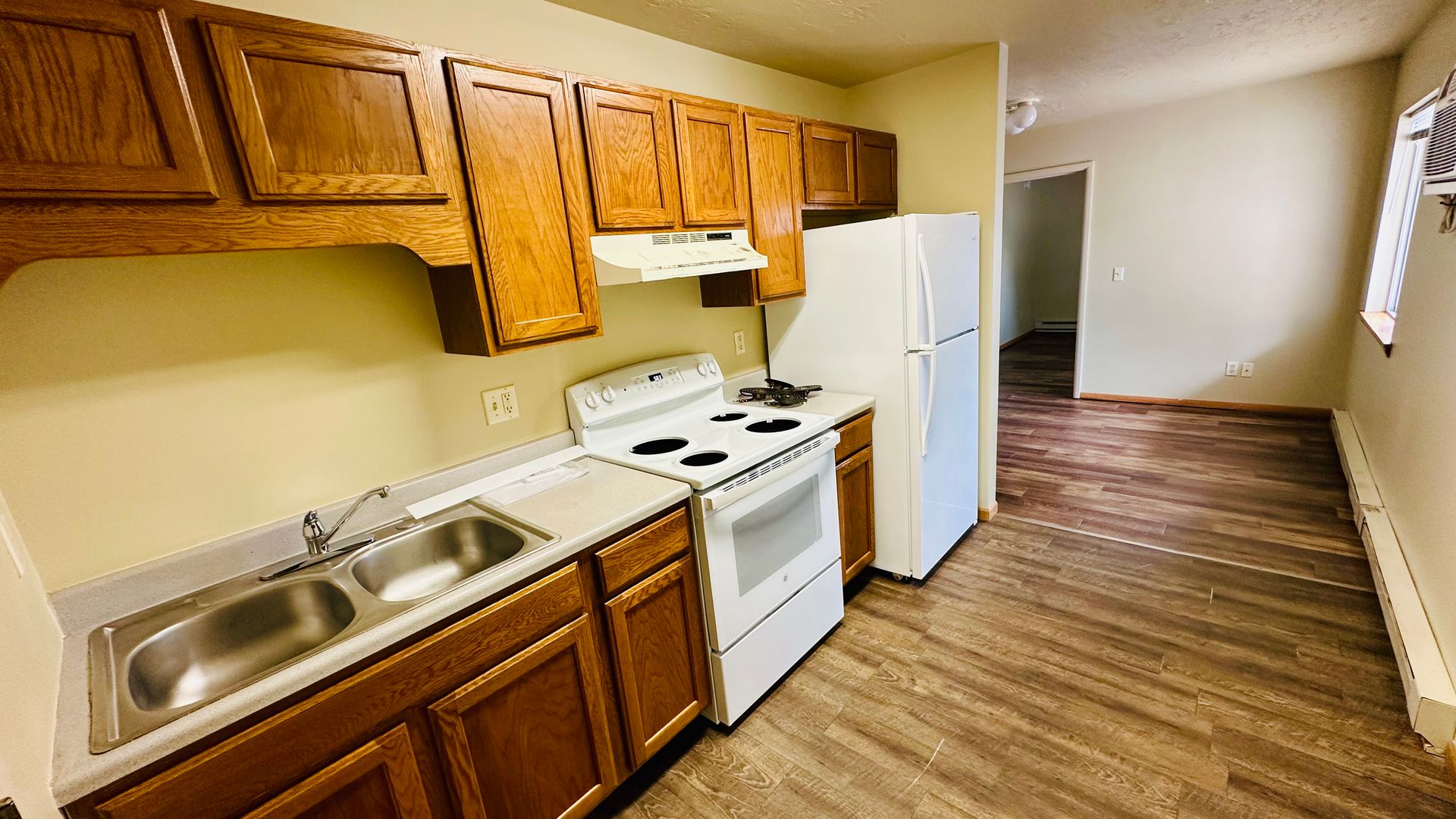 Sioux Falls Apartment: 423 S Williams Ave