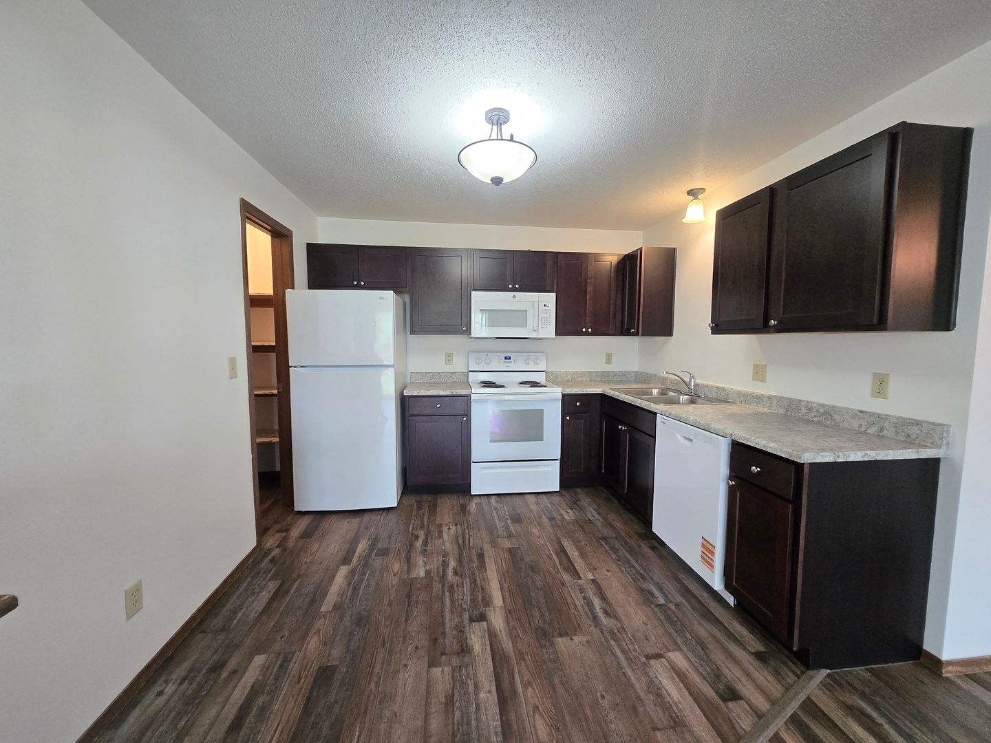 SIOUX FALLS Apartment: 4901 S. MARION RD.