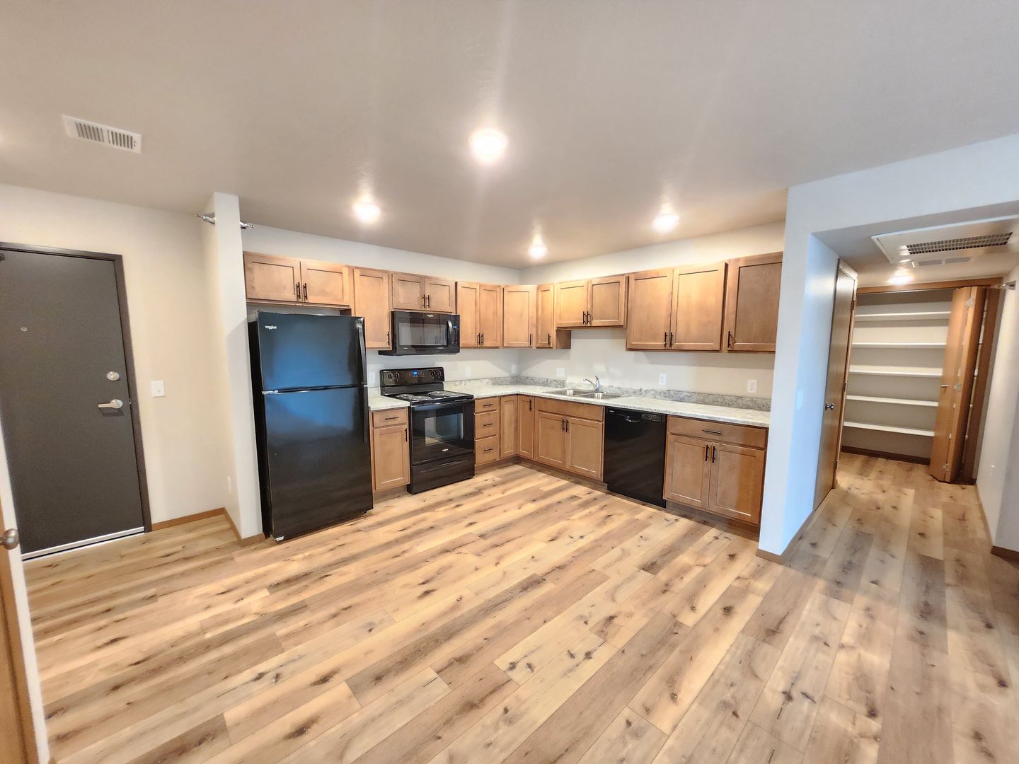 Sioux Falls Apartment: 3600 S. Linedrive Avenue