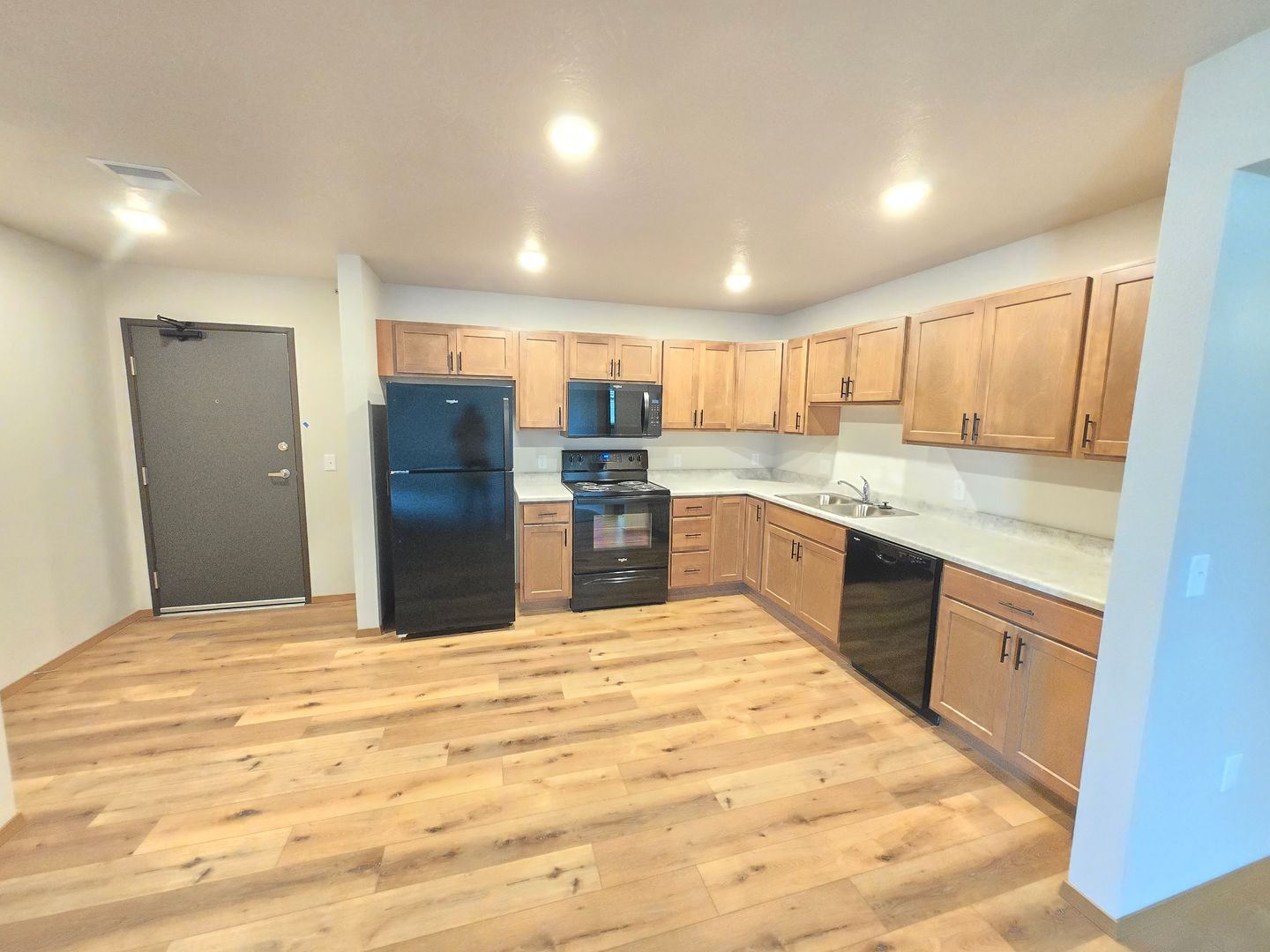 Sioux Falls Apartment: 3600 S. Linedrive Avenue