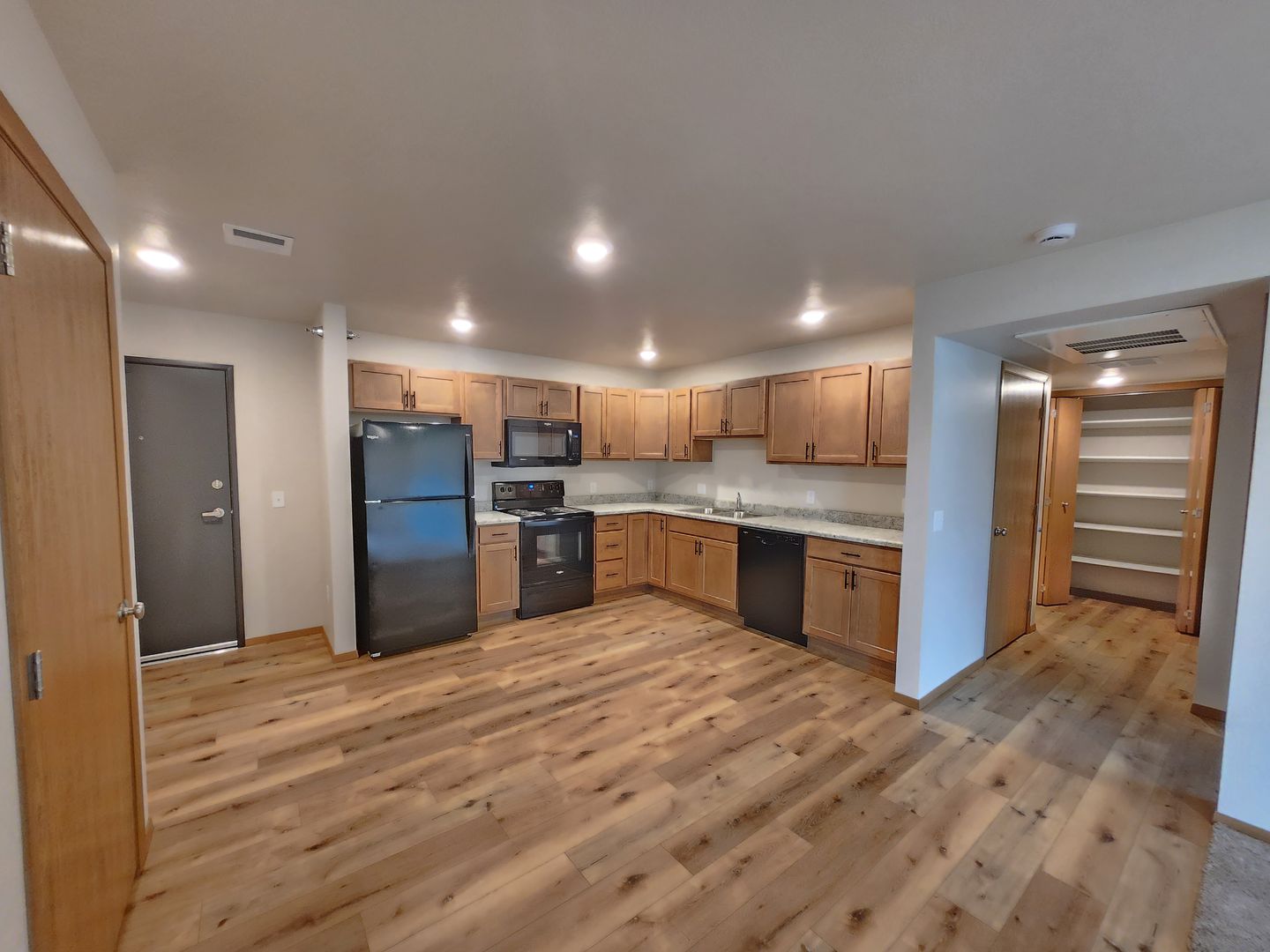 Sioux Falls Apartment: 3600 S. Linedrive Avenue