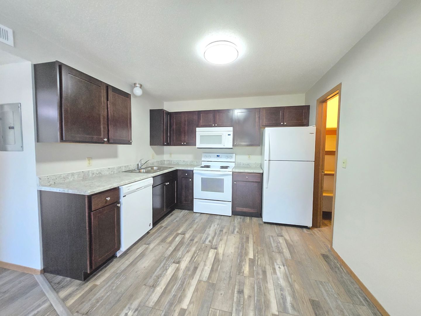 SIOUX FALLS Apartment: 5401 WEST 56TH