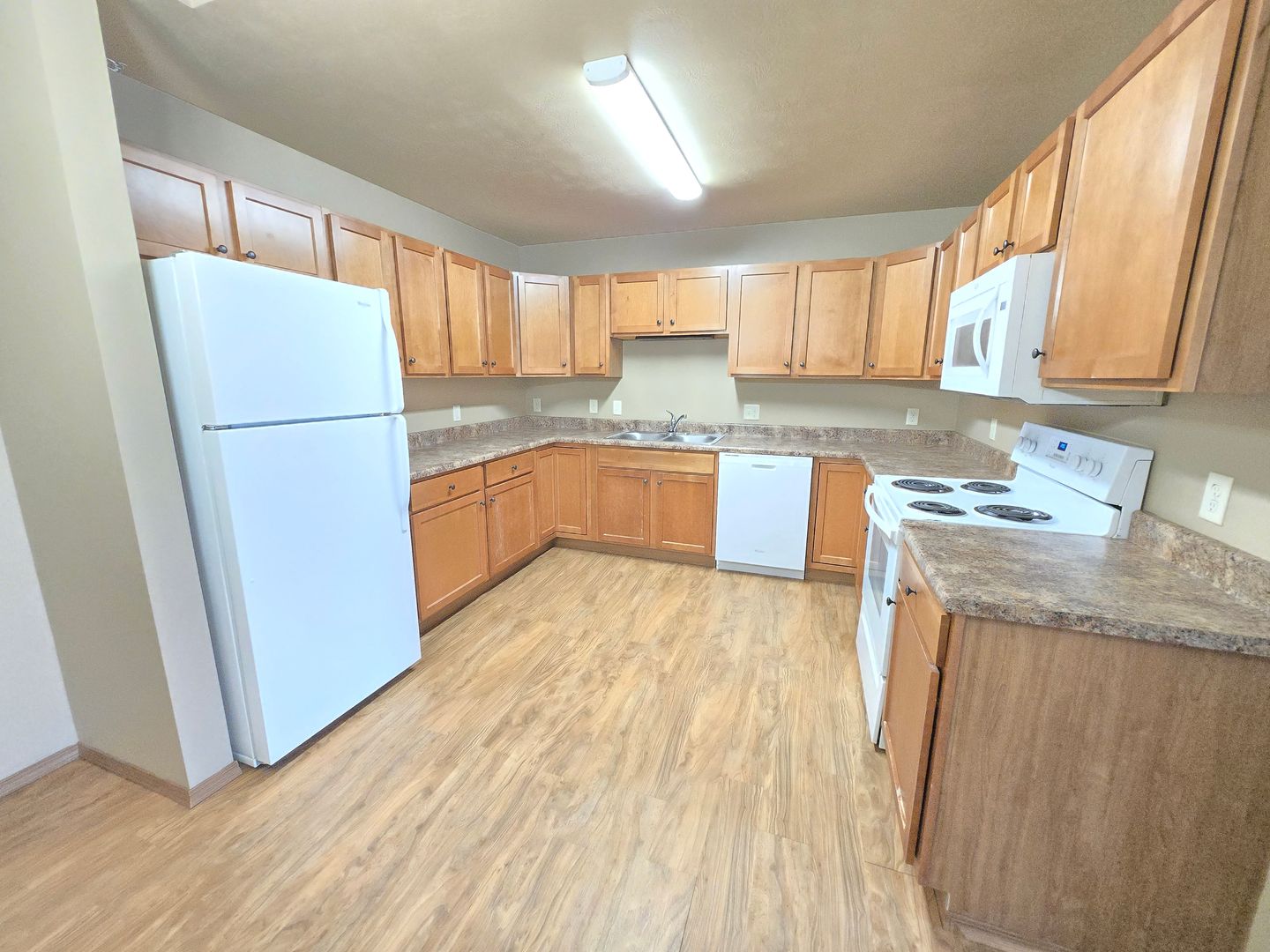 SIOUX FALLS Apartment: 4500 E. 53RD ST.