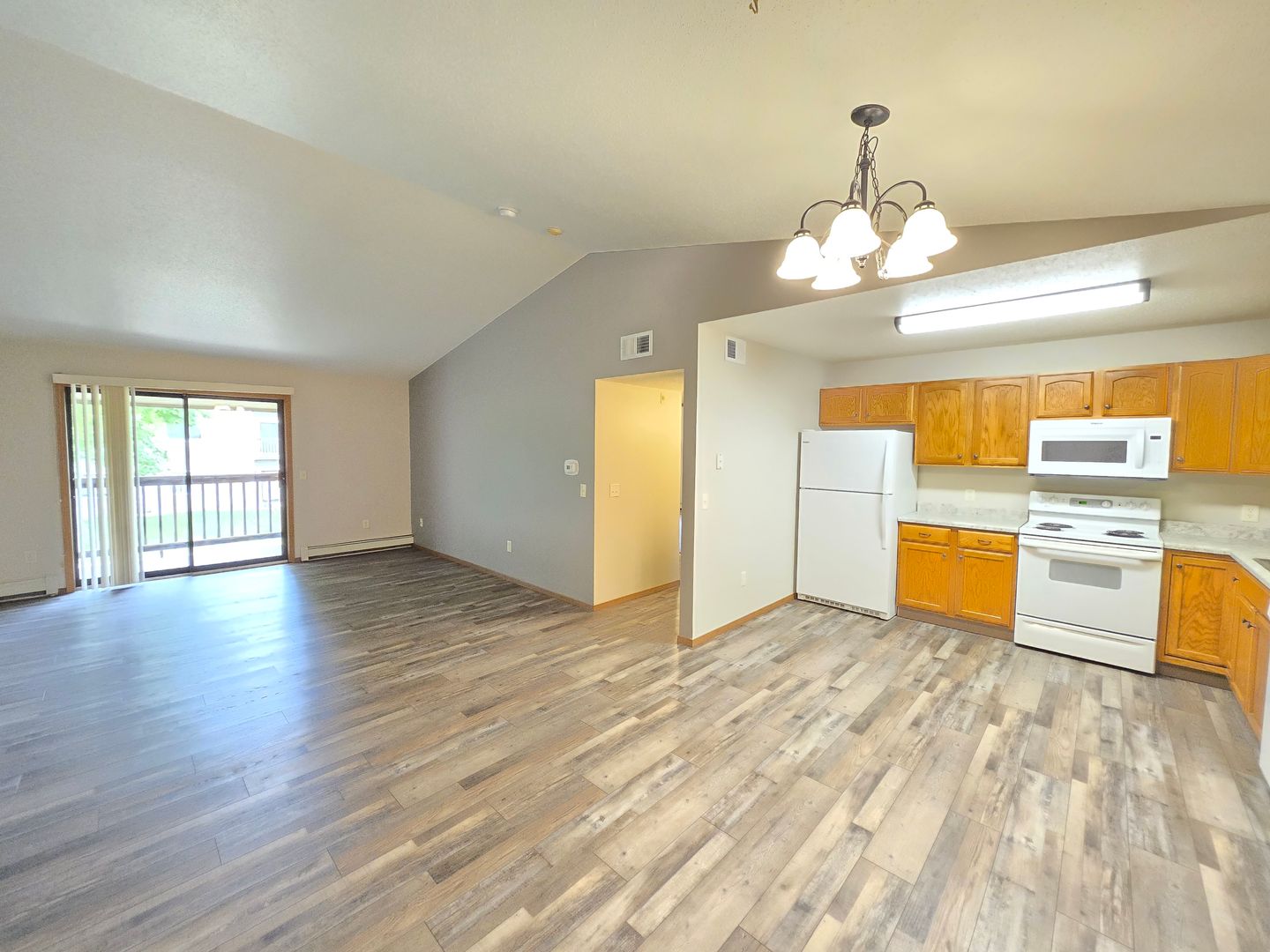 SIOUX FALLS Apartment: 4821 E. 41ST ST.