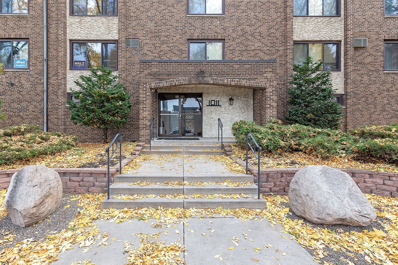 Minneapolis Apartment: 1011 Marshall St NE