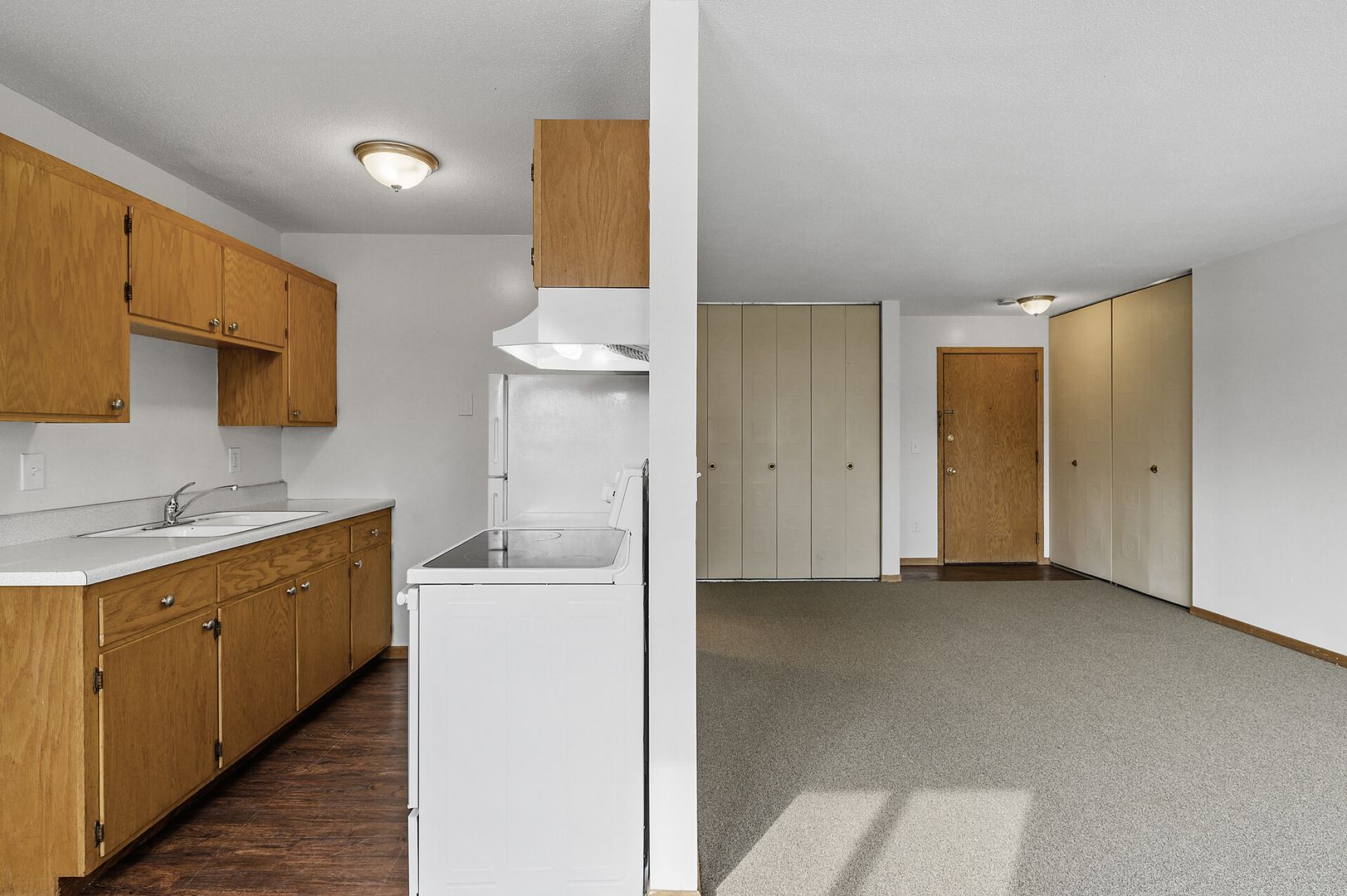 Minneapolis Apartment: 3541 13th Avenue South