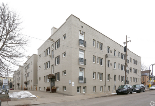 Large 2br with Dishwasher – photo 1