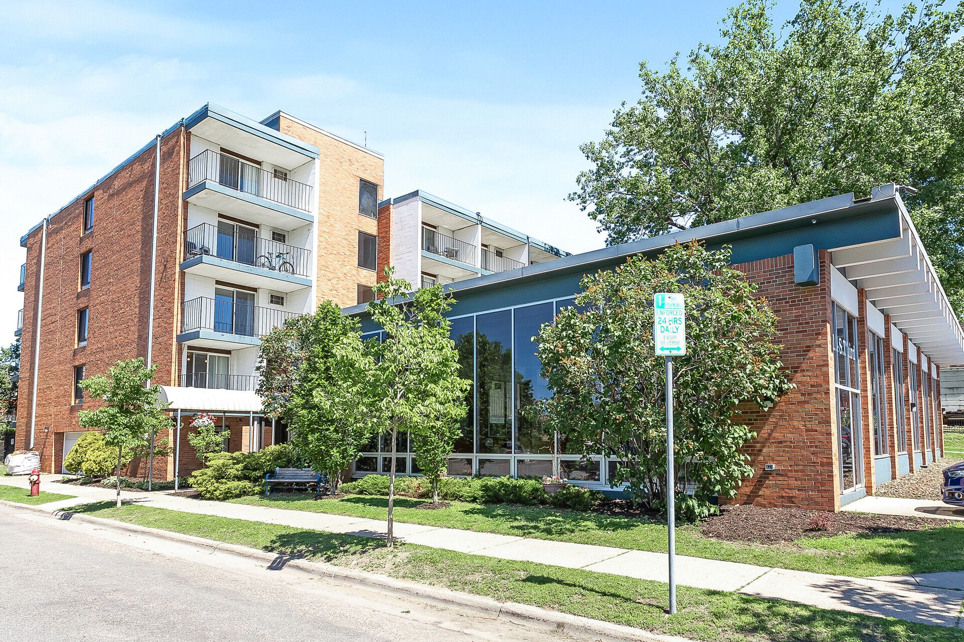 Minneapolis Apartment: 1414 South 3rd Street