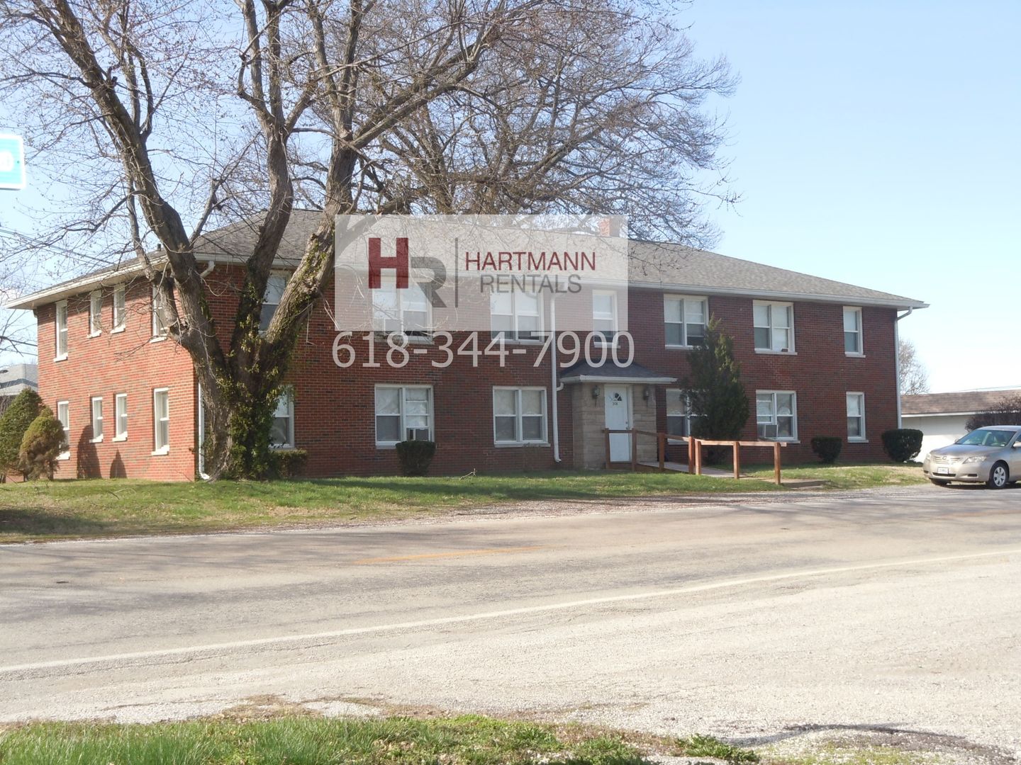 Collinsville Apartment: 208 Caseyville Rd.