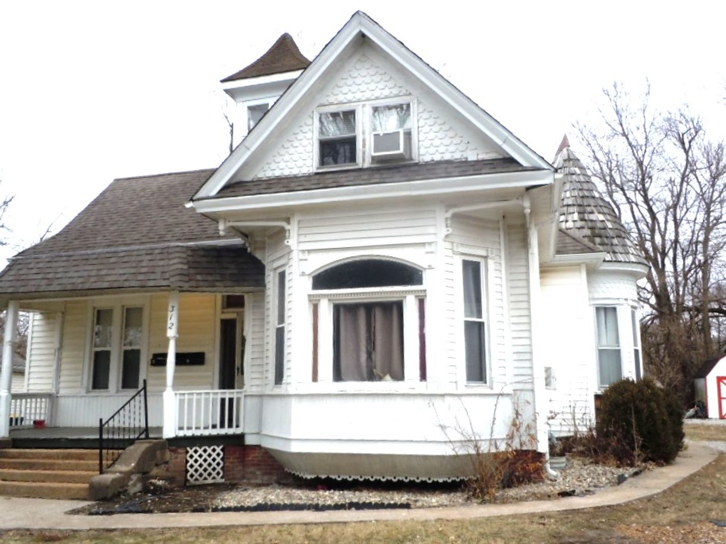 Edwardsville Apartment: 312 Fillmore