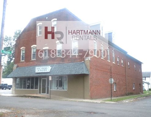 Office in Freeburg Across from Freeburg Village Park! – photo 1