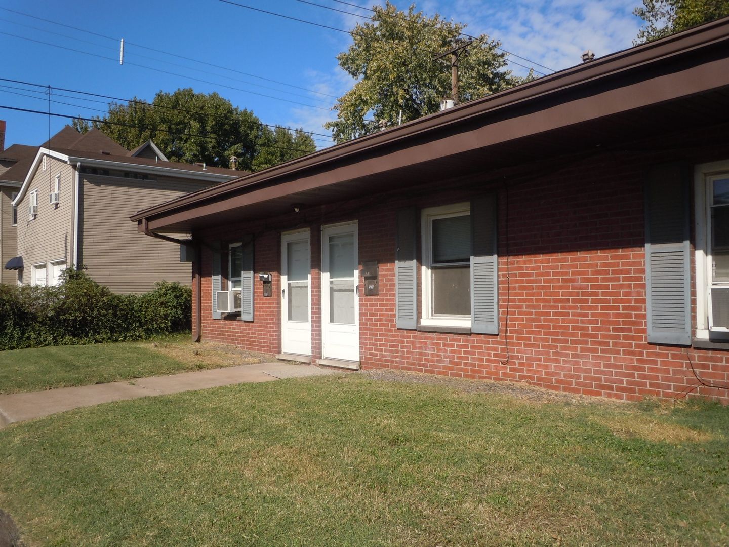 Granite City Apartment: 1215 22nd St.