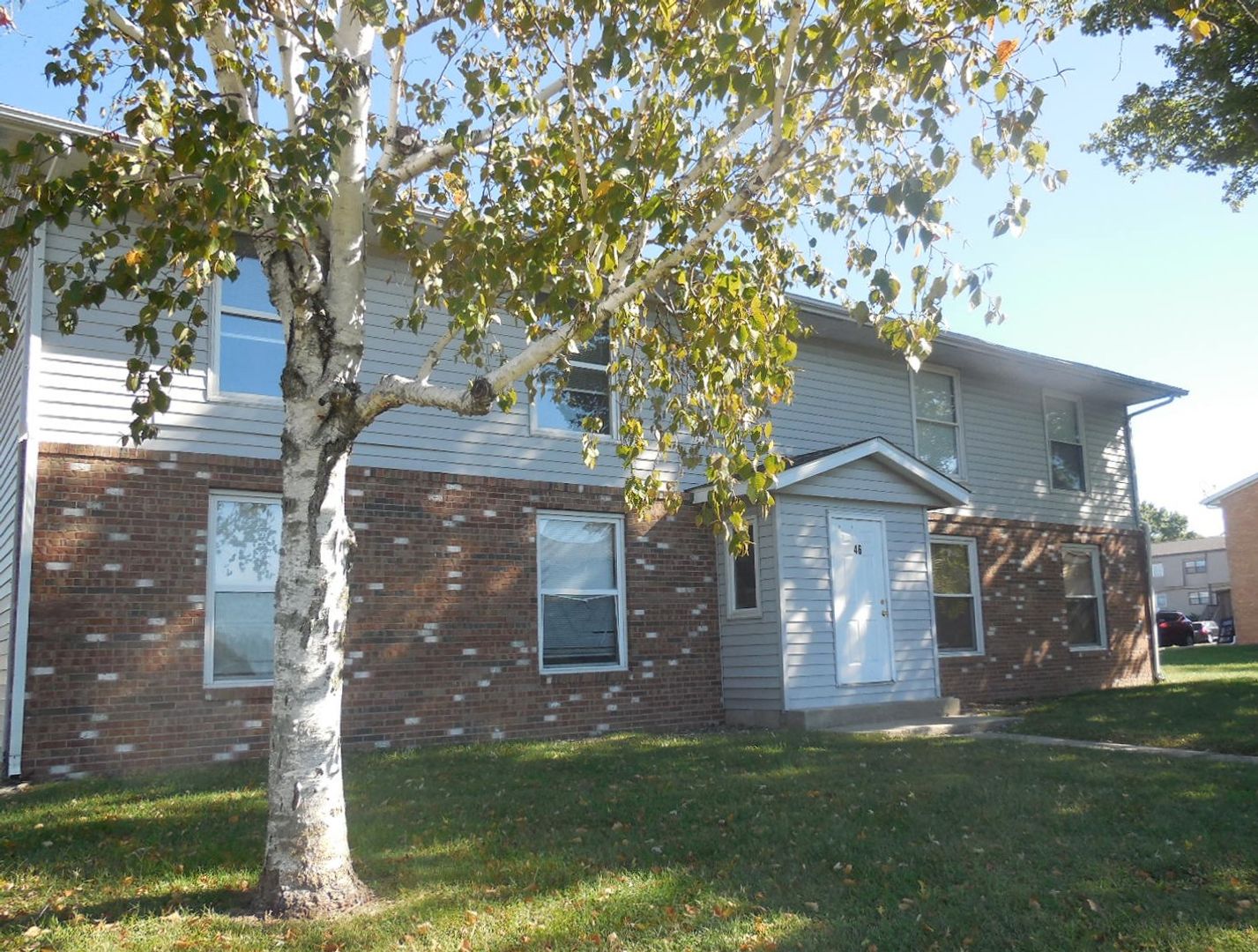 Collinsville Apartment: 46 Bellevue