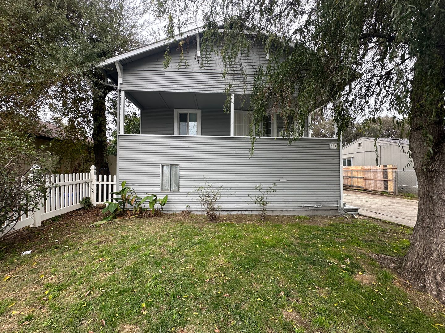 West Sacramento House: 621 Water St