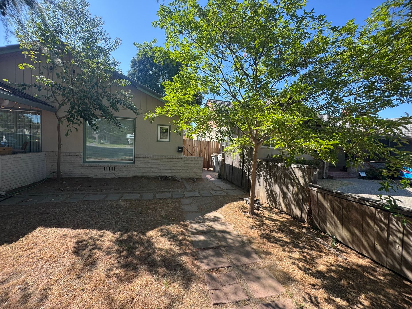 West Sacramento Apartment: 1628 Park Blvd