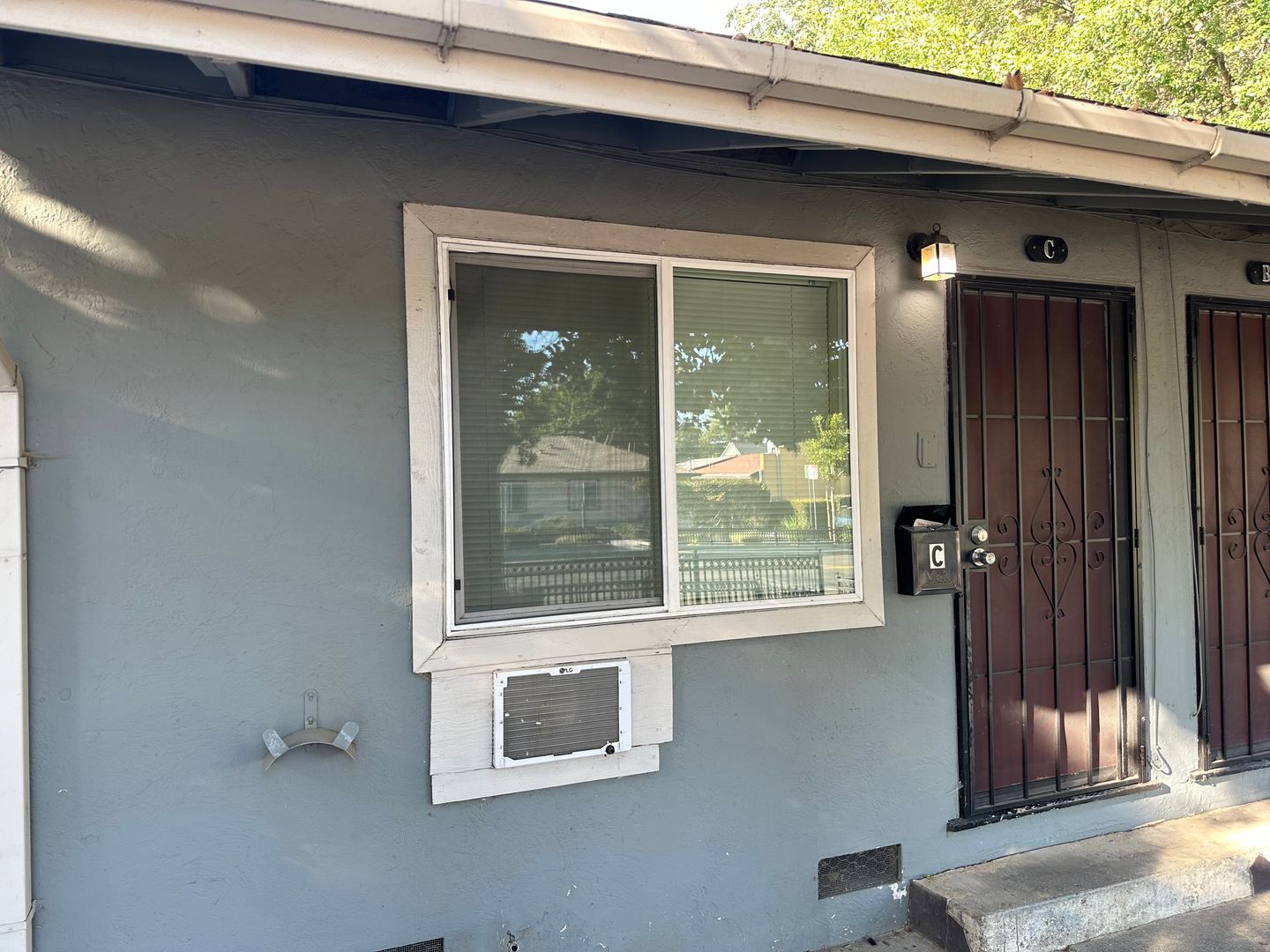 West Sacramento Apartment: 418 E St