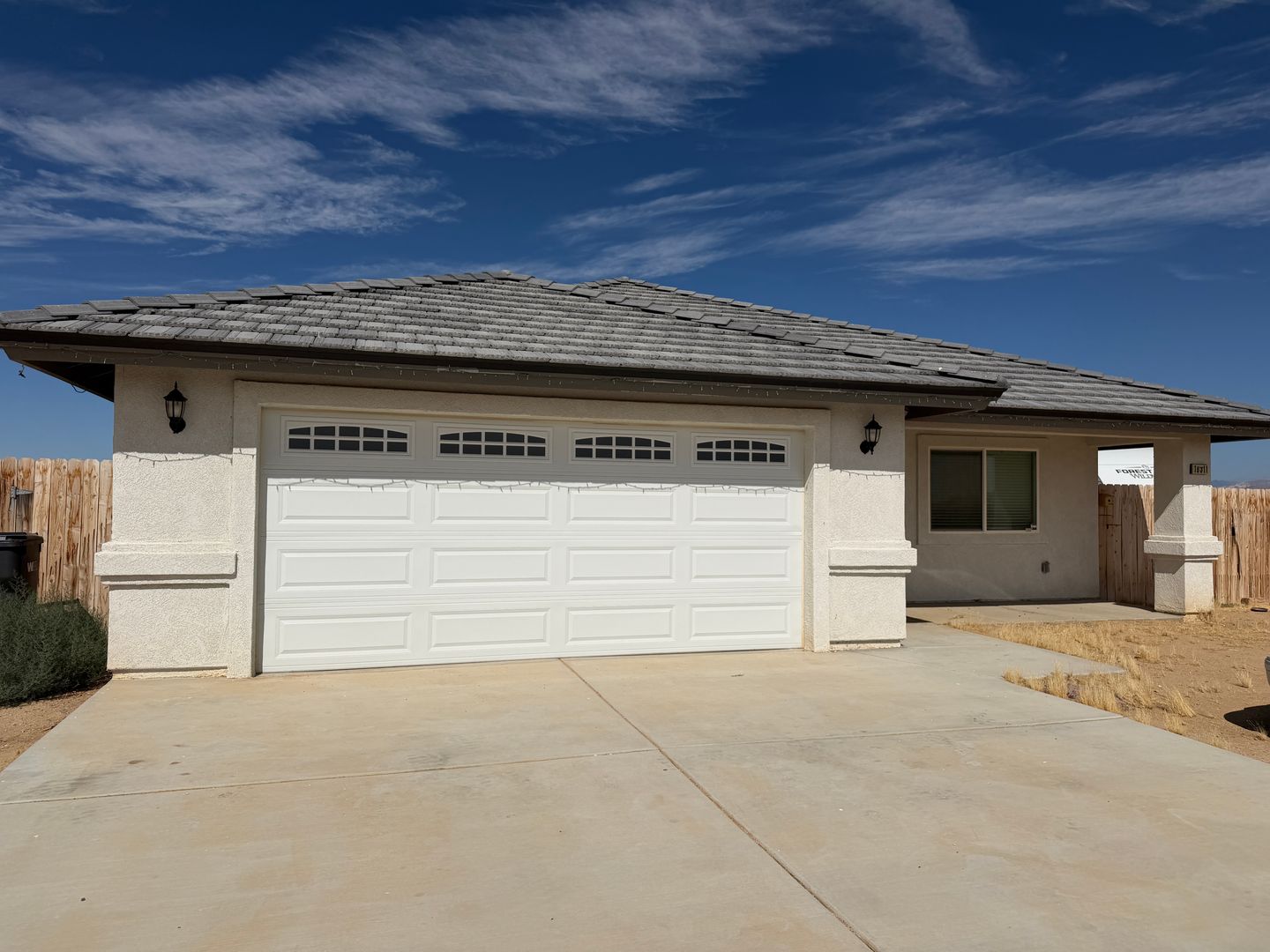 California City House: 19311 Lasky St