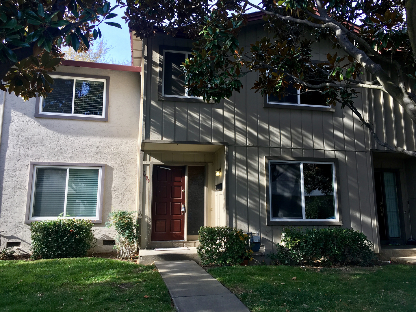 Concord Townhome: 1489 St. James Parkway