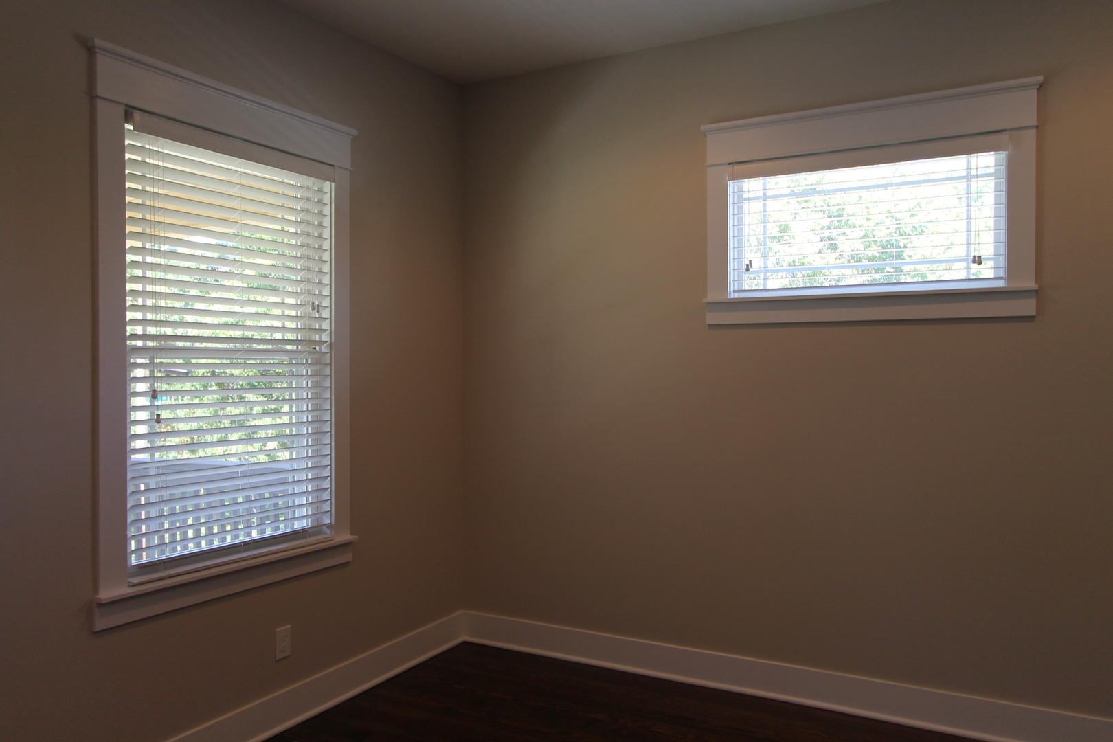 The Doll House -- Cool Two Bedroom at The Cottages on Vinton! 11 of 12