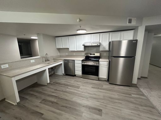Extra large ADA accessible one bedroom at The Drake! – photo 1