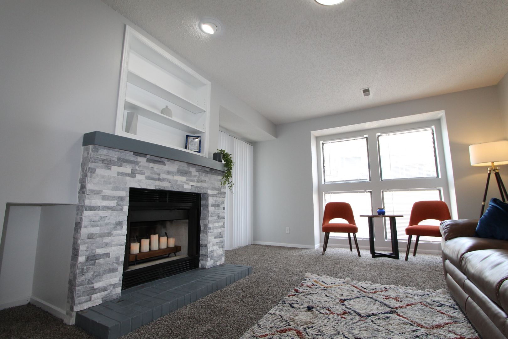 Ellis Pointe 23 of 25