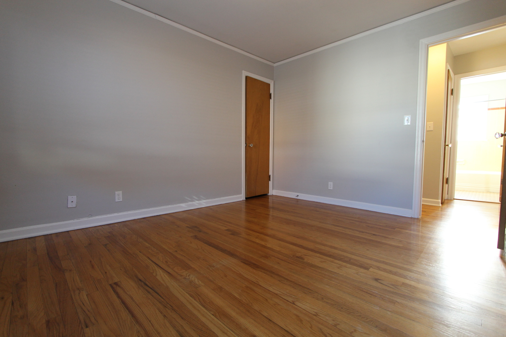 Omaha Apartment: 3304 Jackson St.