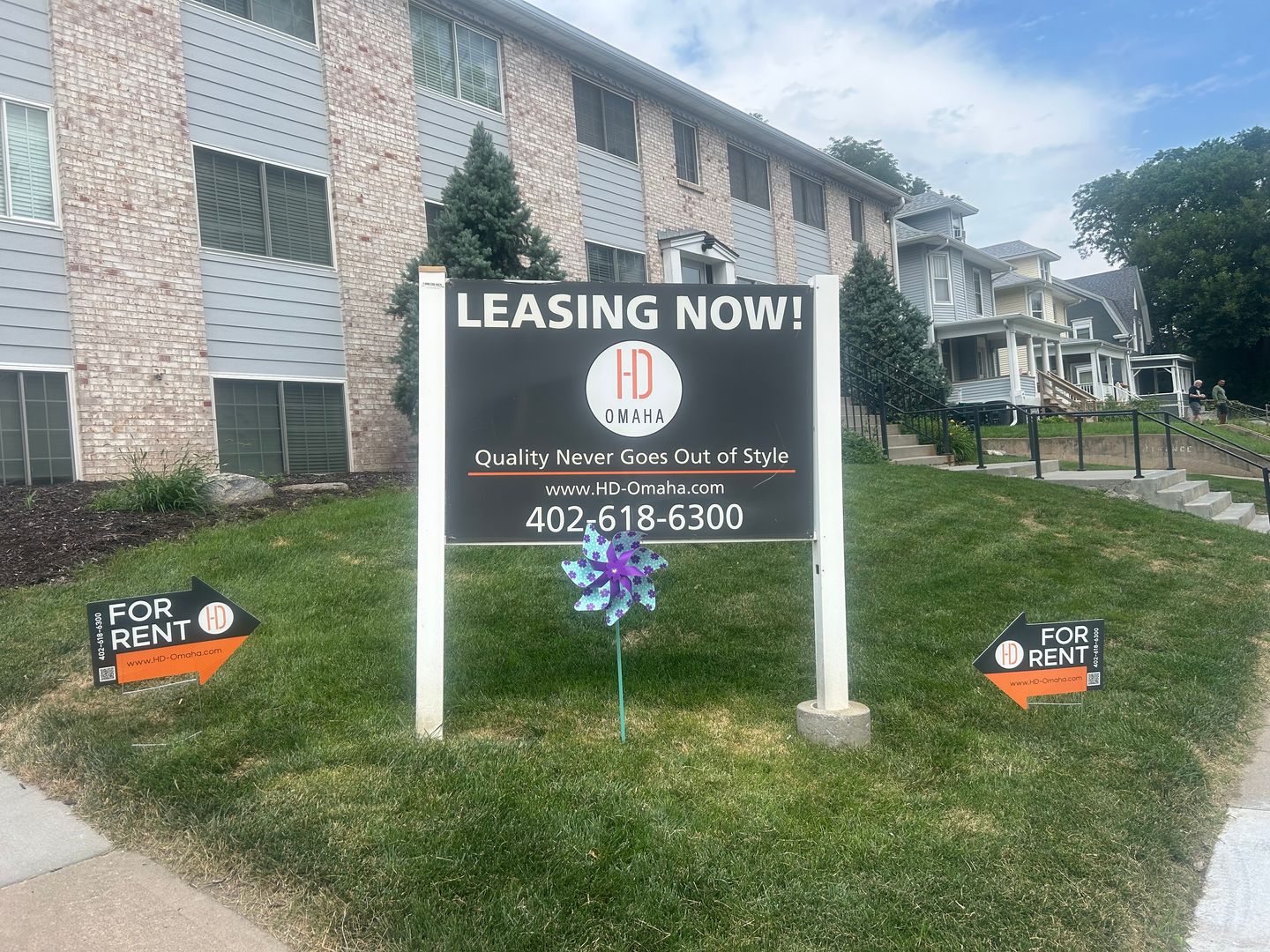 Omaha Apartment: 124 North 31 Avenue