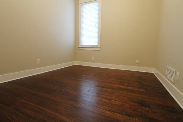 The Big Master 3 bedroom home-- A Must-See at the Cottages on Vinton. Reserve Now! 6 of 12