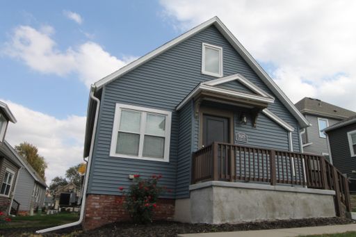 The Big Master 3 bedroom home-- A Must-See at the Cottages on Vinton. Reserve Now! – photo 1