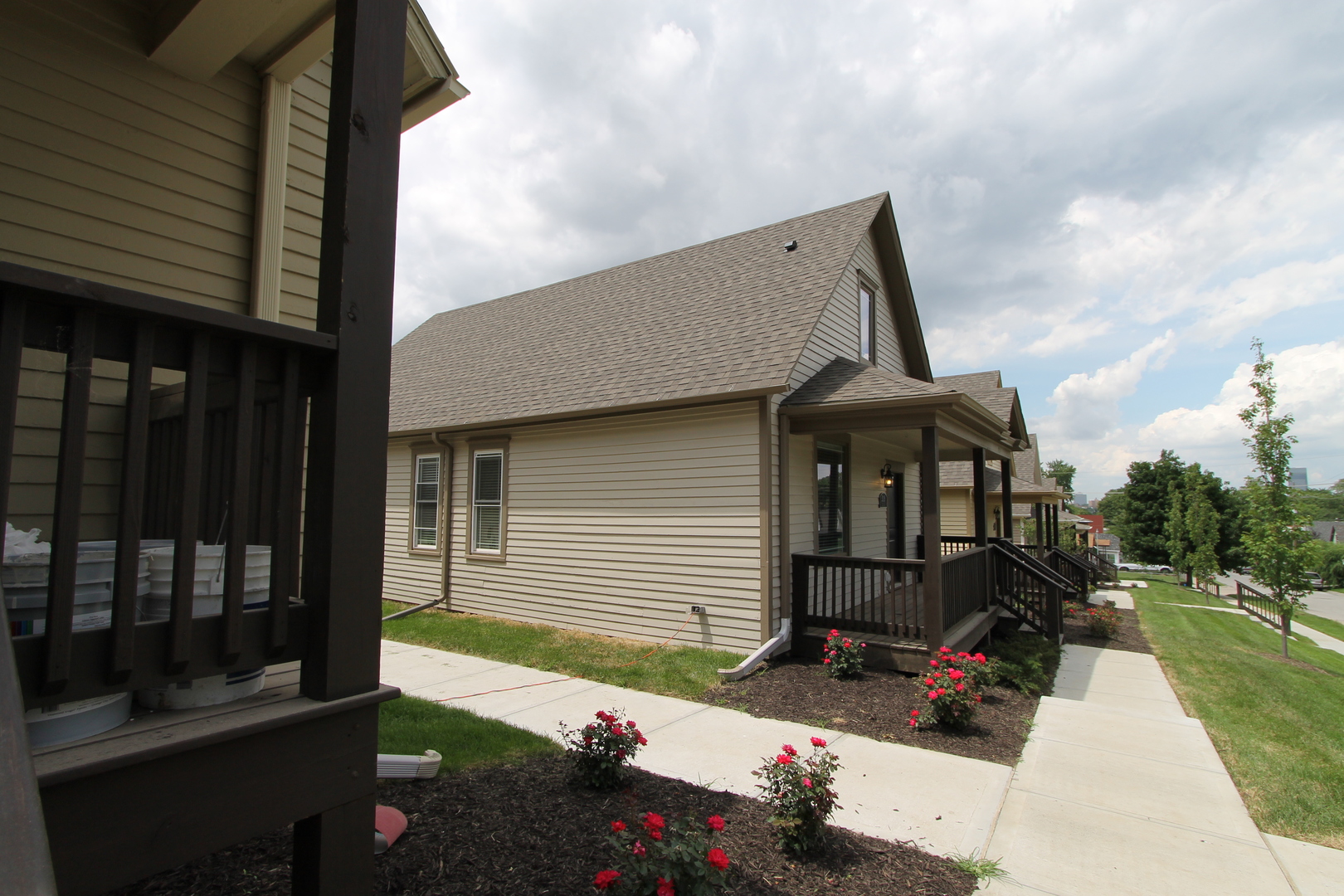 The Doll House -- Cool Two Bedroom at The Cottages on Vinton! 6 of 12