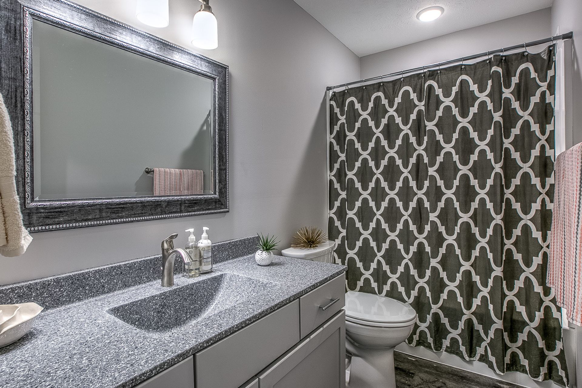 Harrisville Townhomes 3 of 12