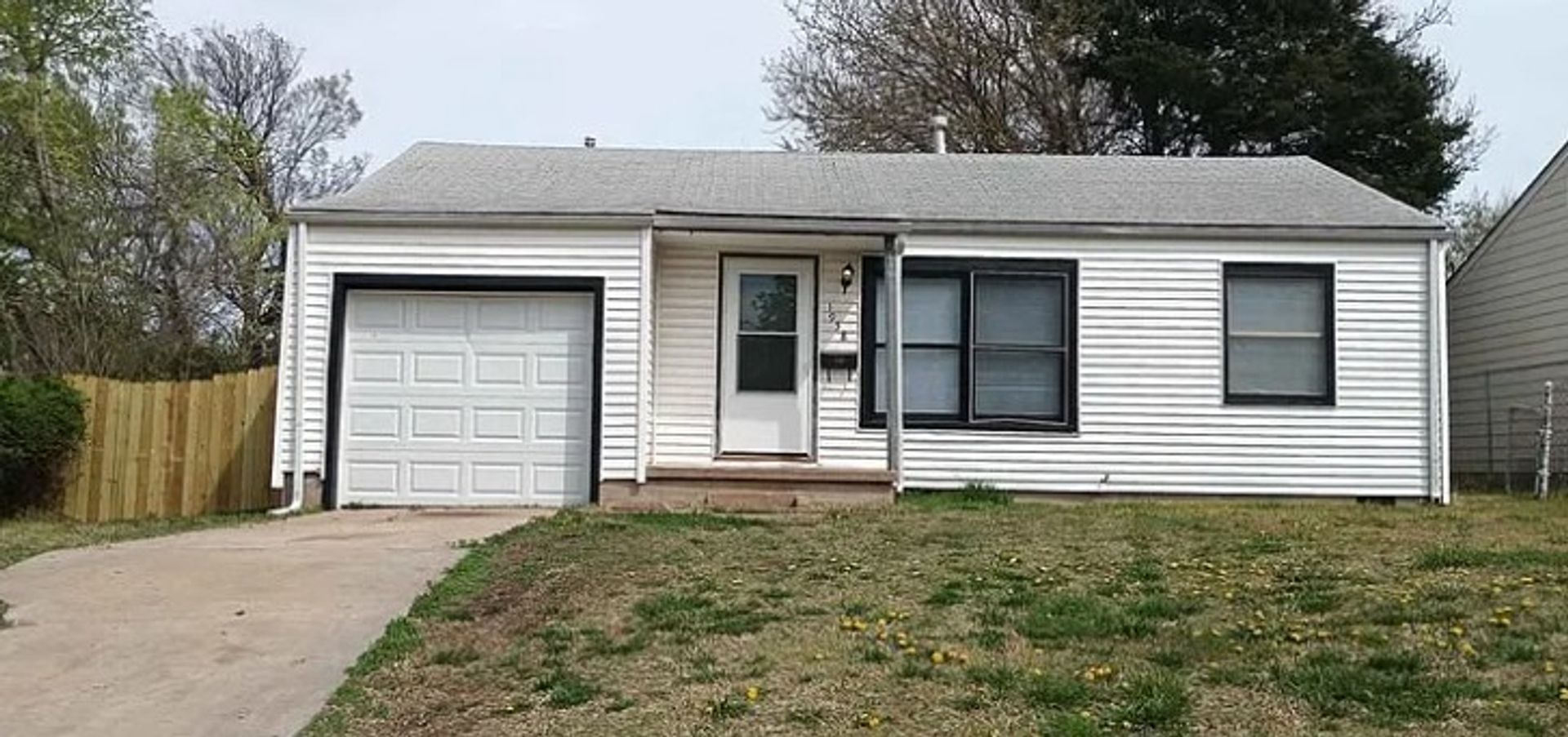 Wichita House: 1958 N Lorraine
