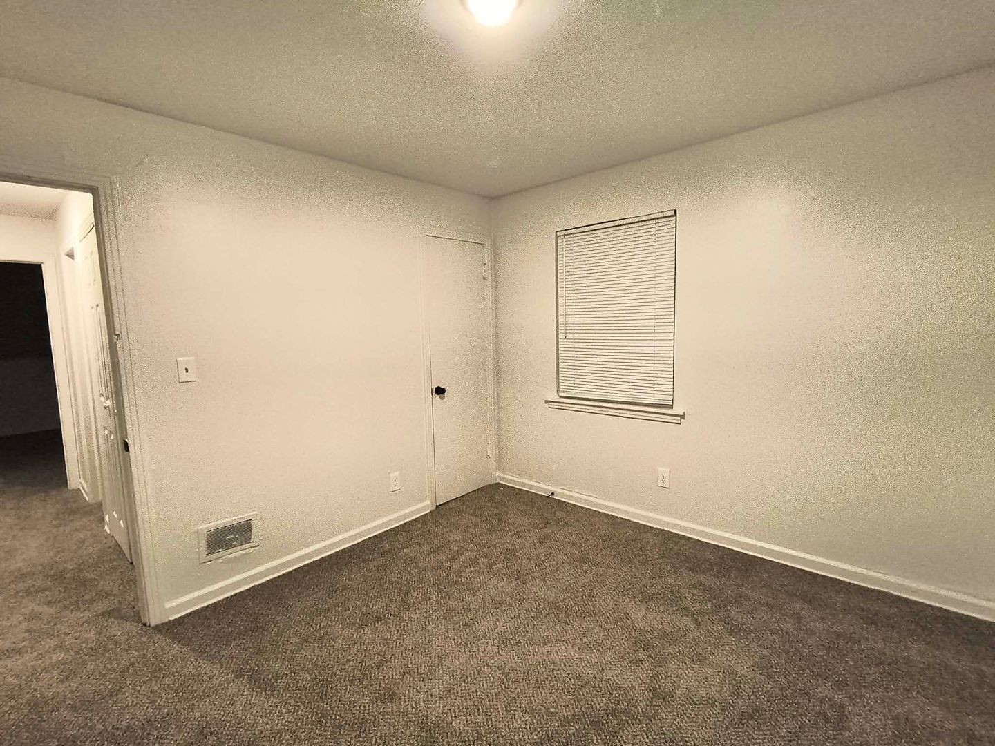 Wichita Apartment: 1614-1616-1618-1620 N Hillside St